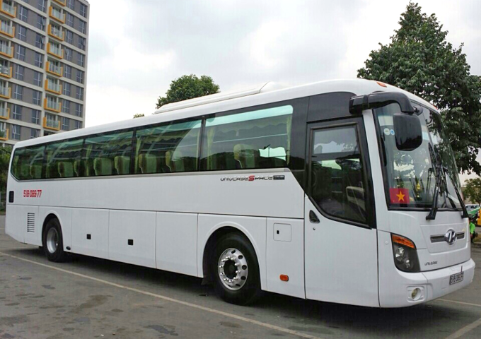 Thuê xe Sài Gòn 45 chỗ có tài xế