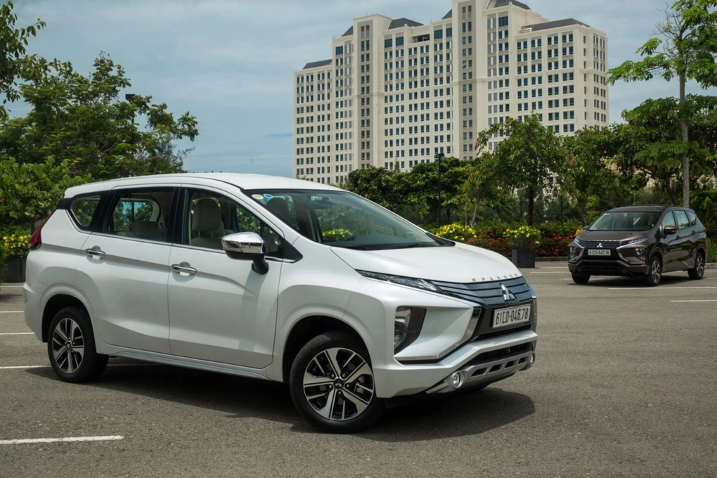 Cho thuê xe Lào Cai 7 chỗ có lái