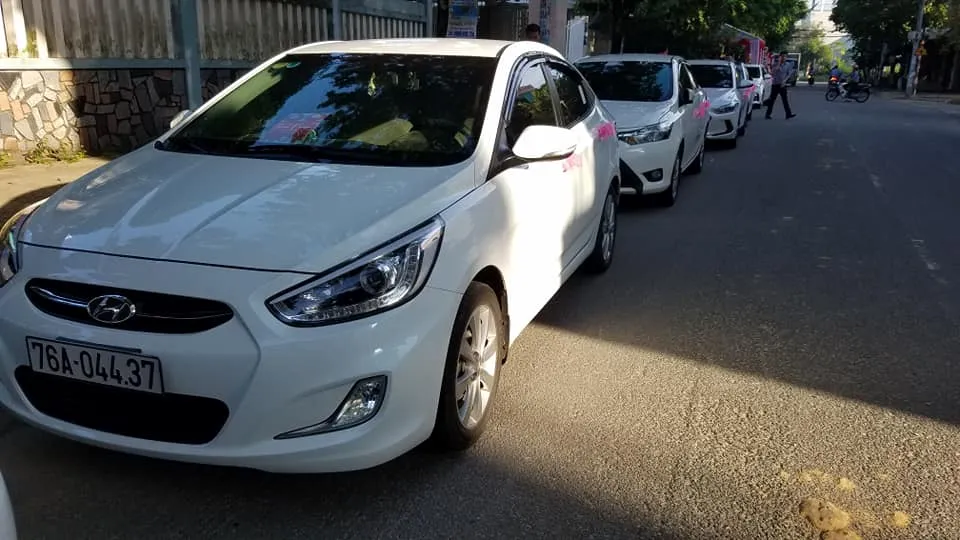 Cho thuê xe 4 chỗ giá rẻ