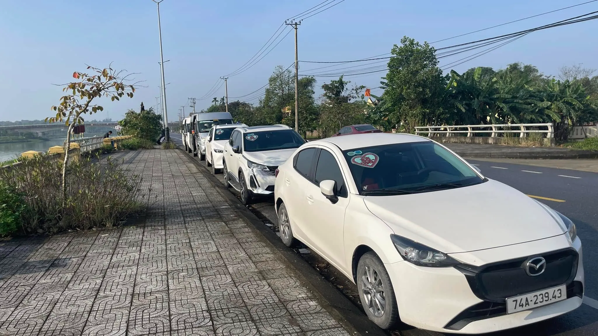 Thuê xe Quảng Trị 4-16 chỗ có tài xế