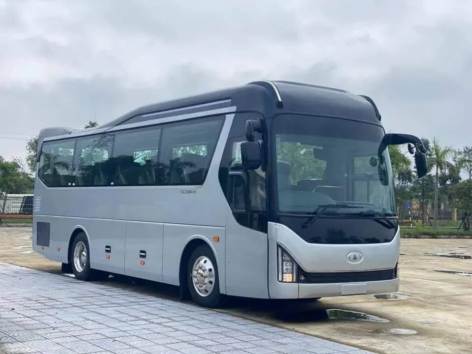 Cho thuê xe Bình Dương 29 chỗ có lái