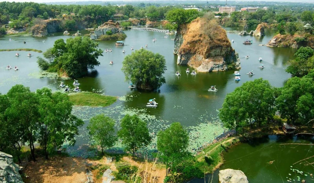 Du lịch Đồng Nai - Thuê xe Đồng nai Có Lái