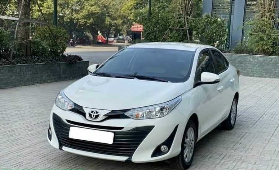 thuê xe Quảng Nam 4 chỗ có tài xế