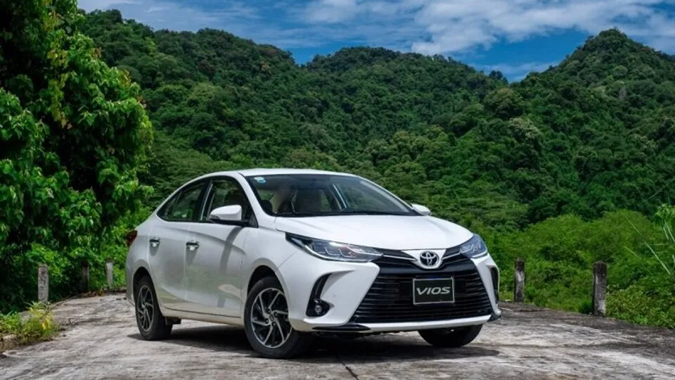 Thuê xe Cao Bằng có lái - xe 4 chỗ Thuê xe Cao Bằng có lái - xe 4 chỗ