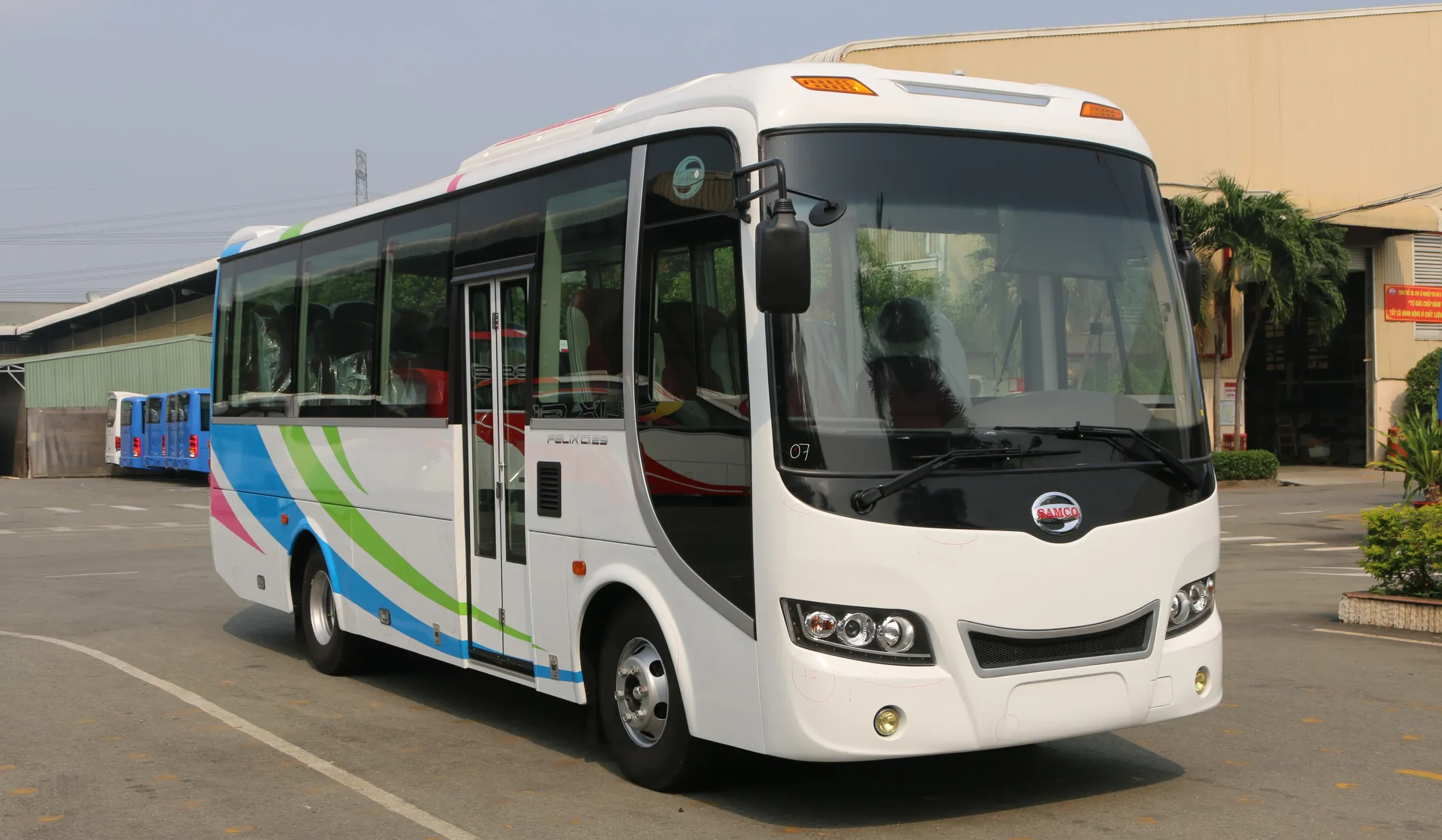 xe 29 chỗ giá rẻ cho thuê tại Hà Nội