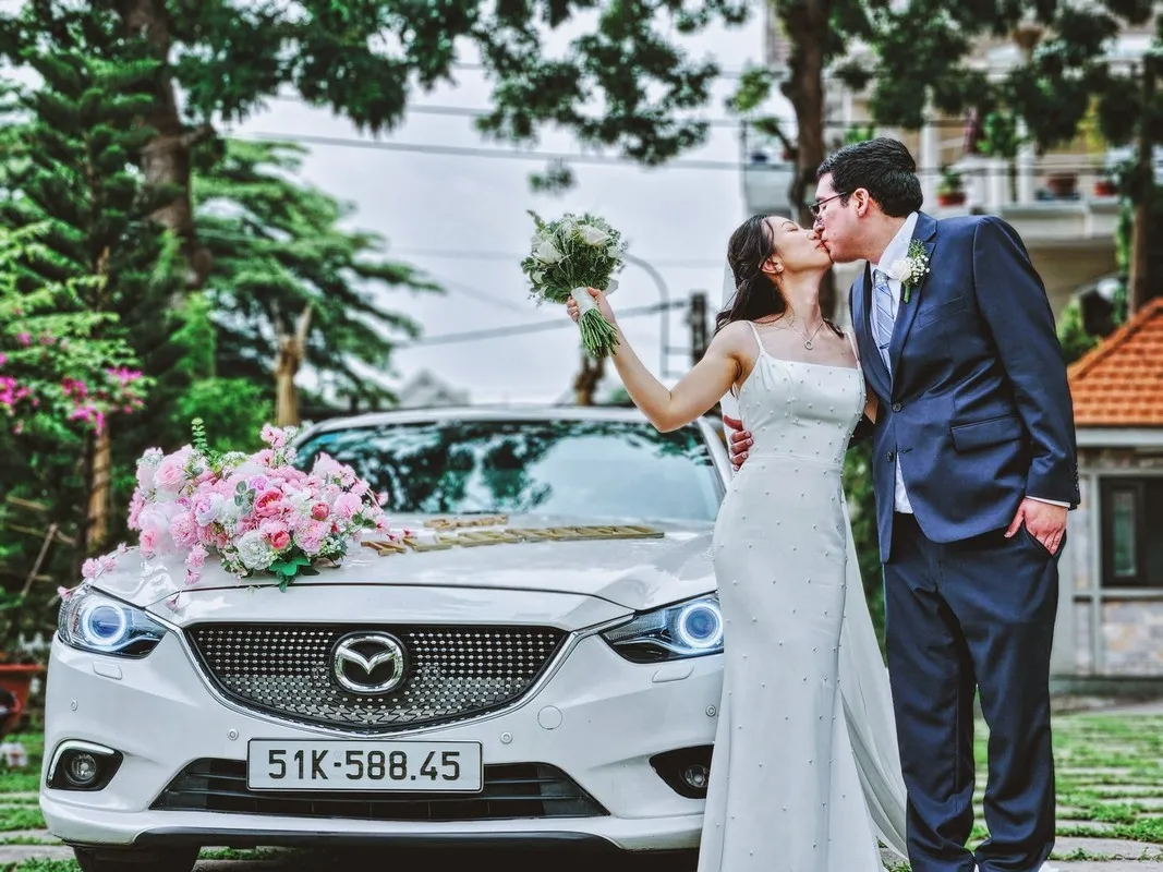 Xe cưới phổ thông